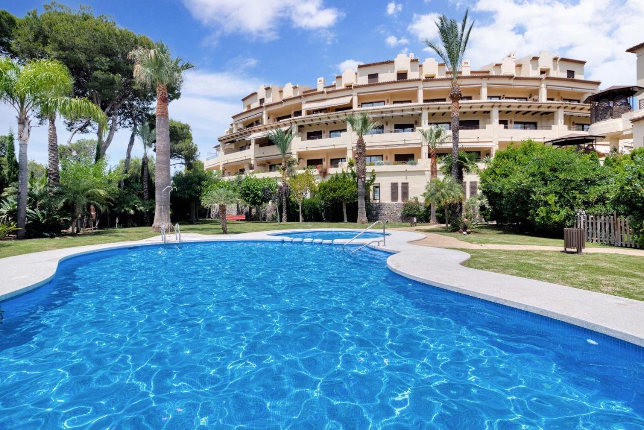 Apto Frente Al Mar Con Piscina Apartment
